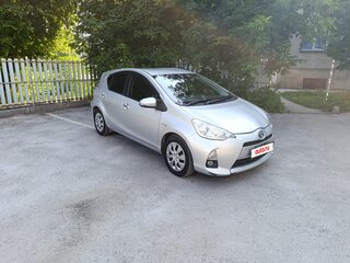 2014 Toyota Aqua I, серебристый, 850000 рублей, вид 1