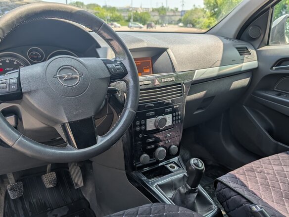 2012 Opel Astra H Рестайлинг, белый, 510000 рублей - вид 11