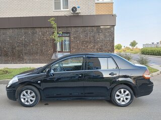 2011 Nissan Tiida I Рестайлинг, чёрный, 800000 рублей, вид 2