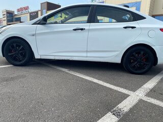 2014 Hyundai Solaris I, белый, 530000 рублей, вид 4
