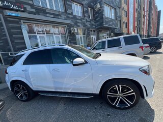 2022 Mercedes-Benz GLE 350 II (V167), белый, 5450000 рублей, вид 3