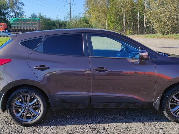 2014 Hyundai ix35 I Рестайлинг, коричневый, 1500000 рублей - вид 6