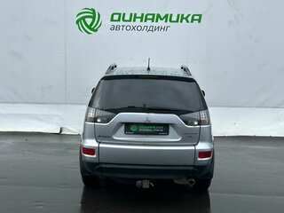 2011 Mitsubishi Outlander II Рестайлинг, серебристый, 799000 рублей, вид 5