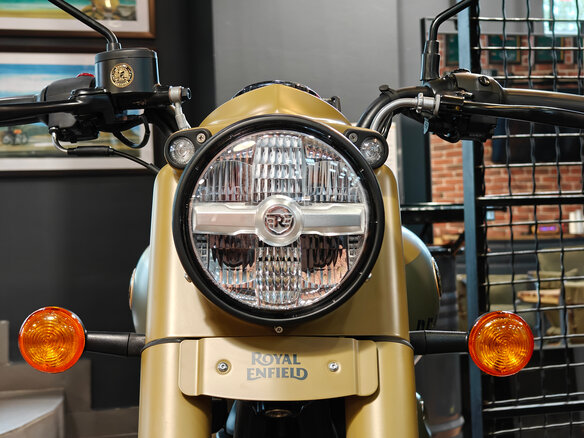 2026 Royal Enfield Classic 350, коричневый, 516000 рублей - вид 14