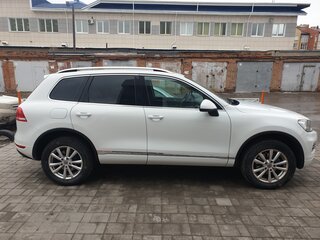 2012 Volkswagen Touareg II, белый, 2750000 рублей, вид 4