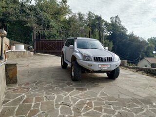 2007 Toyota Land Cruiser Prado 5-speed 120 Series Рестайлинг, серебристый, 2600000 рублей, вид 3