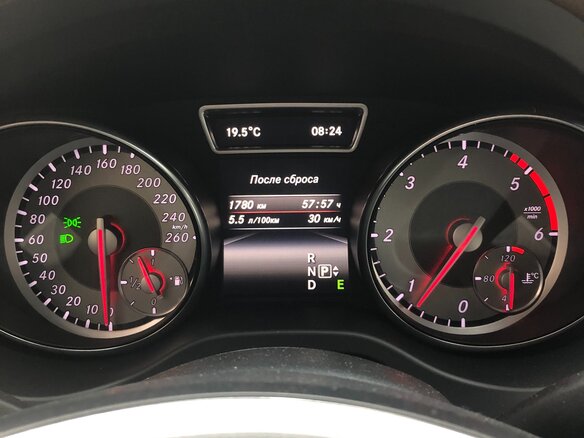 2014 Mercedes-Benz GLA 200 CDI I (X156), коричневый, 1587253 рублей - вид 16