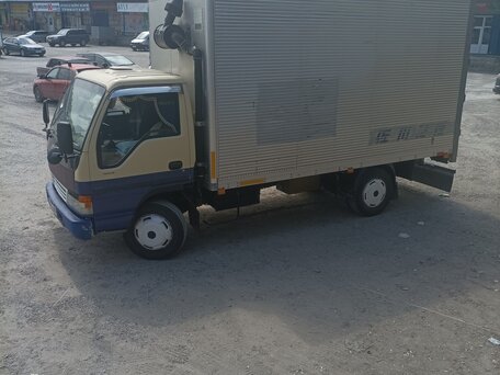 1997 Isuzu Elf (N-series), синий, 1190000 рублей, вид 2