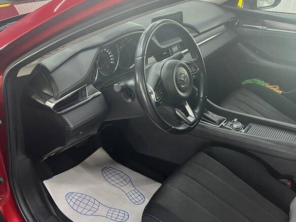 2019 Mazda 6 III (GJ) Рестайлинг 2, красный, 2500000 рублей - вид 18