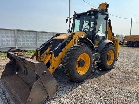 2013 JCB 4CX, 5600000 рублей, вид 1