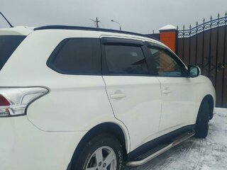 2012 Mitsubishi Outlander III, белый, 1400000 рублей, вид 5