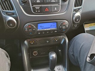 2015 Hyundai ix35 I Рестайлинг, красный, 1725000 рублей, вид 2