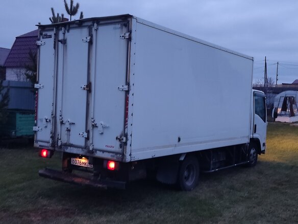 2008 Isuzu Elf (N-series), белый, 2200000 рублей - вид 4