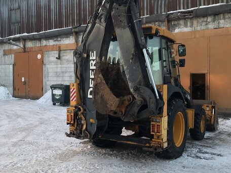 2012 John Deere 325K, 6600000 рублей, вид 1