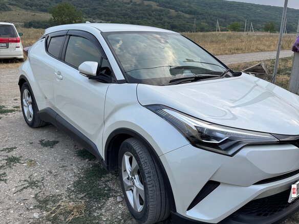 2018 Toyota C-HR I, белый, 1780000 рублей - вид 2