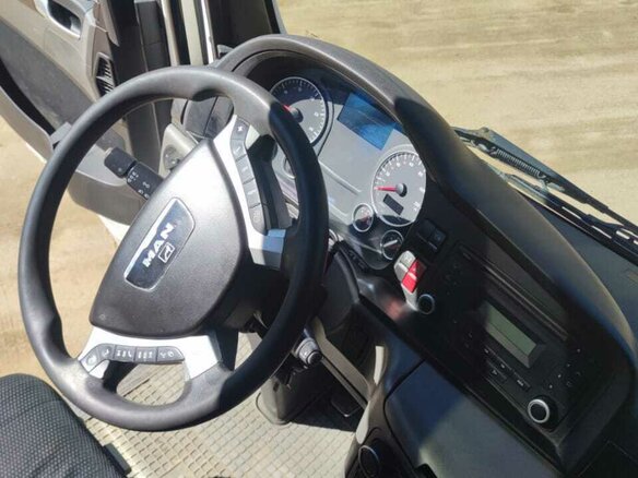 2009 MAN TGX, белый, 4450000 рублей - вид 8