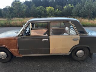 1976 Lada (ВАЗ) 21011, серый, 80000 рублей, вид 5
