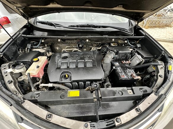 2013 Toyota RAV4 IV (XA40), бежевый, 1800000 рублей - вид 6