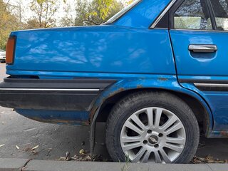 1986 Toyota Carina IV (T150), синий, 100000 рублей, вид 5
