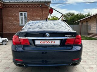 2009 BMW 7 серии Long 750Li xDrive V (F01/F02/F04), синий, 1400000 рублей, вид 5
