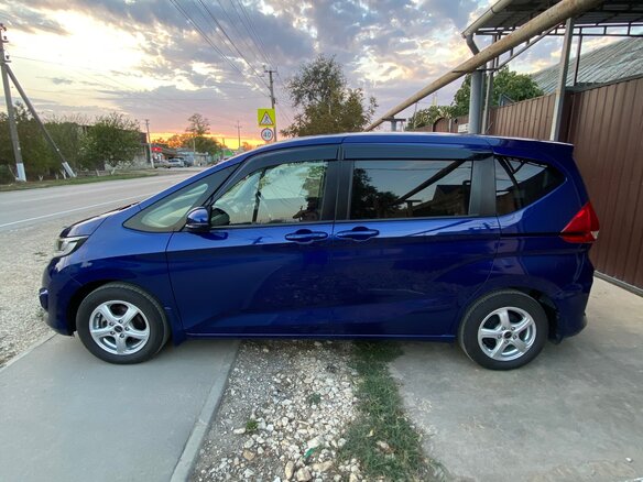 2018 Honda Freed II, синий, 1696000 рублей - вид 8