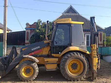 2007 Volvo BL, жёлтый, 3500000 рублей, вид 1