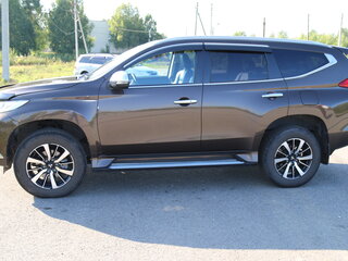 2017 Mitsubishi Pajero Sport III, коричневый, 2950000 рублей, вид 4