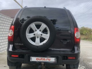 2013 Chevrolet Niva I Рестайлинг, коричневый, 680000 рублей, вид 5