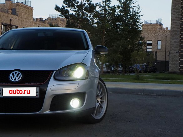 2010 Volkswagen Jetta V, серебристый, 685000 рублей - вид 1