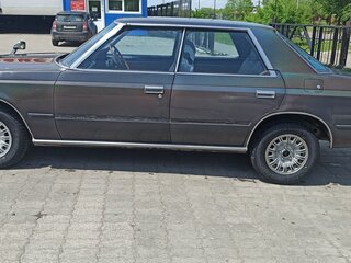 1981 Toyota Crown VI (S110), серый, 1000000 рублей, вид 2