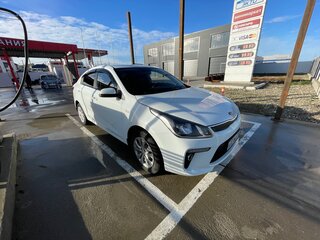 2017 Kia Rio IV, белый, 1100000 рублей, вид 2