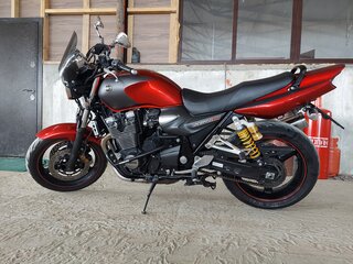 2008 Yamaha XJR1300, красный, 500000 рублей, вид 1