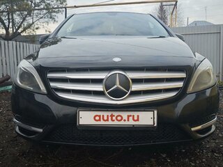 2013 Mercedes-Benz B-Класс 180 II (W246), чёрный, 1300000 рублей, вид 1