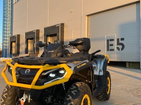 2024 BRP Can-Am Outlander Max XT-P 1000R, жёлтый, 2250000 рублей, вид 2