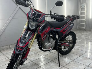 2023 BSE Z3, красный, 160000 рублей, вид 1