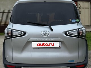 2019 Toyota Sienta II Рестайлинг, серый, 1500000 рублей, вид 2