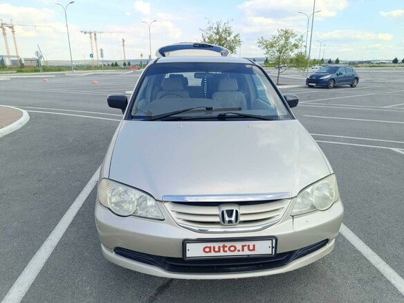 2002 Honda Odyssey II Рестайлинг, бежевый, 580000 рублей