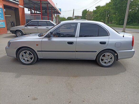 2007 Hyundai Accent ТагАЗ II, серебристый, 550000 рублей - вид 4