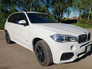 2017 BMW X5 35d III (F15), белый, 3450000 рублей, вид 2