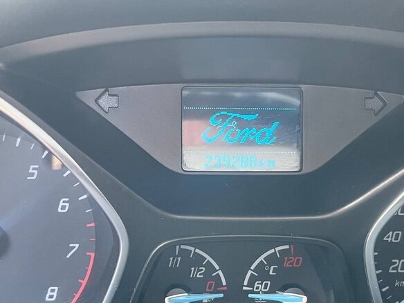 2014 Ford Focus III, серебристый, 827815 рублей - вид 6