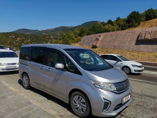 2015 Honda Stepwgn V, серебристый, 1899000 рублей, вид 5