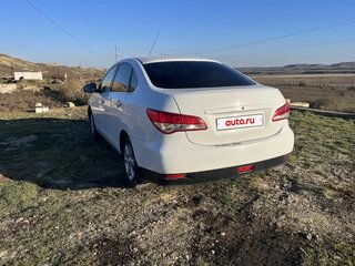 2013 Nissan Almera III (G15), белый, 400000 рублей, вид 3