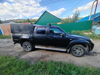 2011 Mazda BT-50 MZR-CD I Рестайлинг, чёрный, 850000 рублей, вид 2
