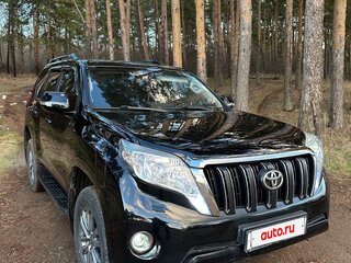 2013 Toyota Land Cruiser Prado 4-speed 150 Series Рестайлинг 1, чёрный, 3150000 рублей, вид 4