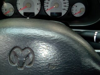 2003 Dodge Stratus II Рестайлинг, серебристый, 400000 рублей, вид 5