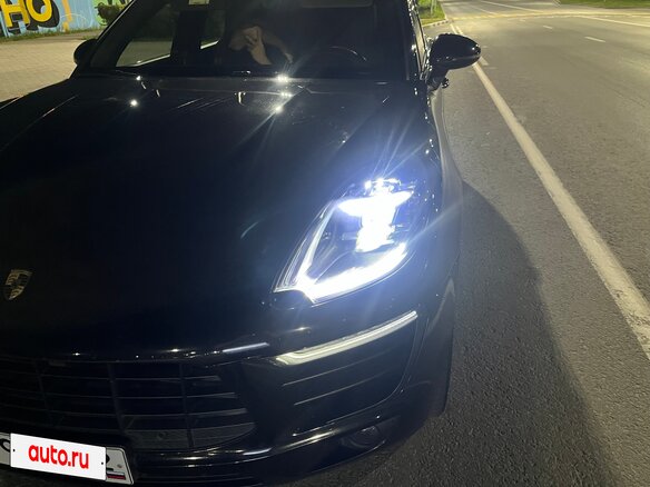 2017 Porsche Macan I, чёрный, 3700000 рублей - вид 12