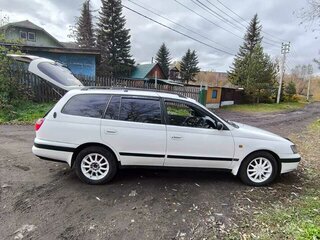 1995 Toyota Caldina I Рестайлинг, белый, 350000 рублей, вид 4