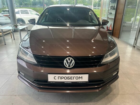 2016 Volkswagen Jetta VI Рестайлинг, коричневый - вид 1