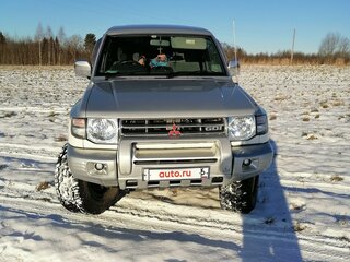 1998 Mitsubishi Pajero II Рестайлинг, серебристый, 800000 рублей, вид 2
