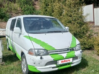 1998 Toyota HiAce XH10, белый, 550000 рублей, вид 1